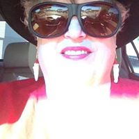 Carolyn George Photo 34