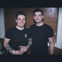 Michael Walton Photo 14
