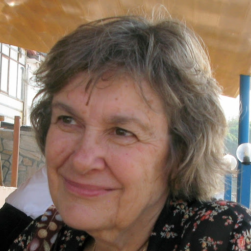 Eleanor Anderson Photo 29