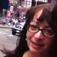 Laura Kahn Photo 23