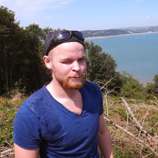 Daniel Hutton Photo 16