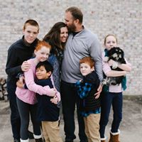Julia Meeks Photo 10