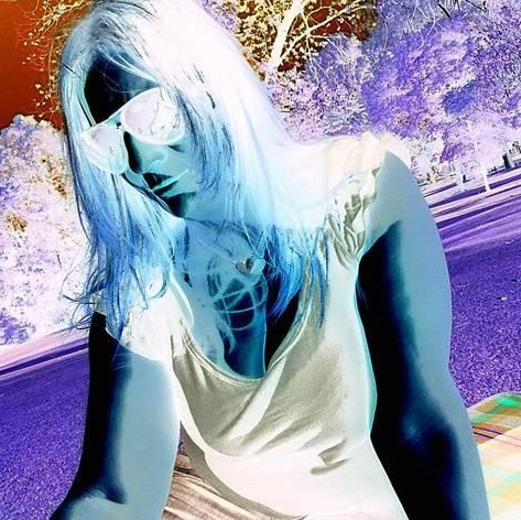 Lesley Russell Photo 9