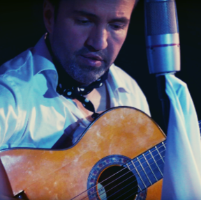 Jose Deluna Photo 28