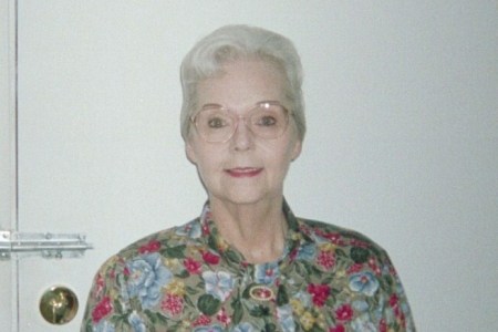 Jacqueline Anderson Photo 40