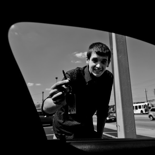 Sean Rhoades Photo 9
