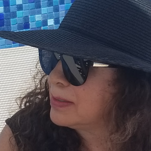 Susan Montez Photo 19