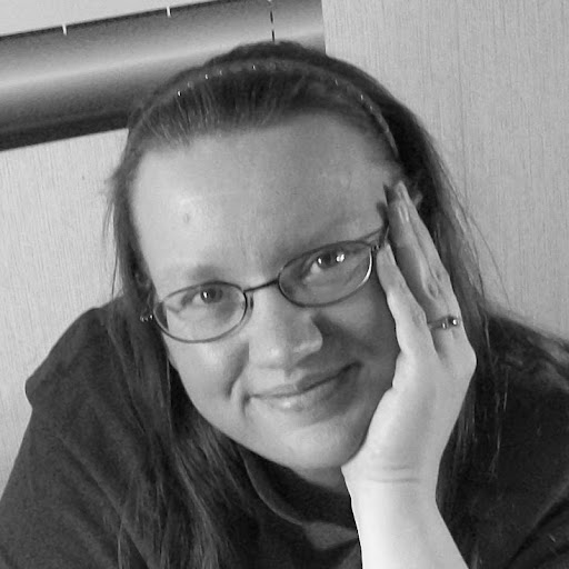 Rebecca Hanson Photo 41