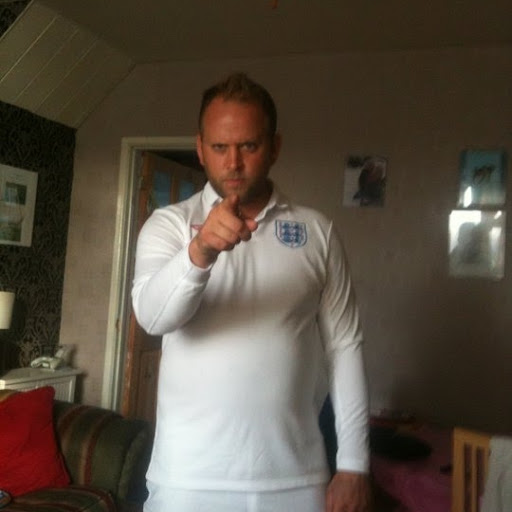 Ben Sims Photo 13