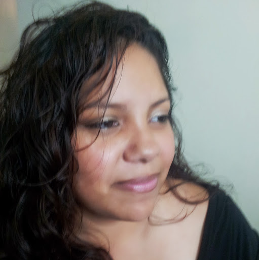 Cynthia Amaya Photo 30