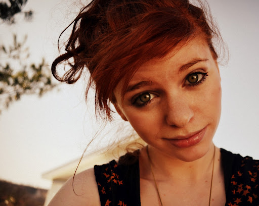 Julia Williams Photo 47