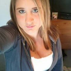 Tiffany Leach Photo 32
