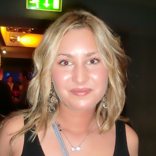 Stephanie Scheer Photo 7