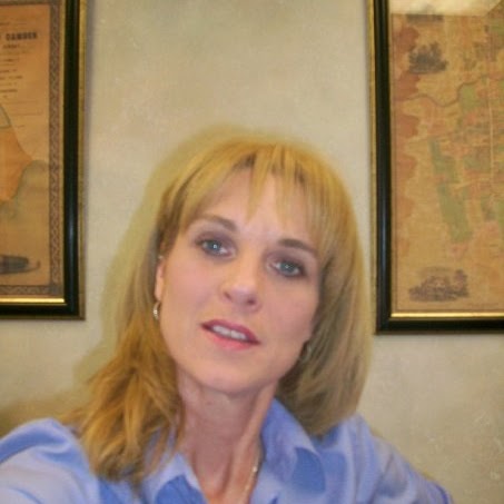 Debbie Harper Photo 37