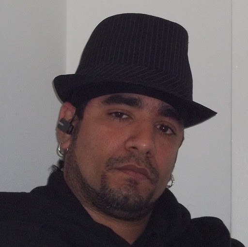 Luis Morales Photo 16