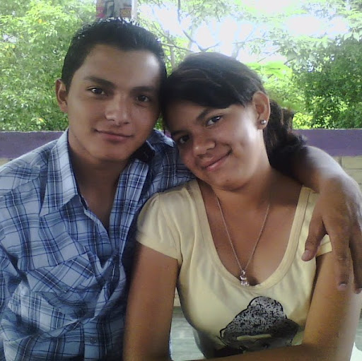 Victoria Urbina Photo 7