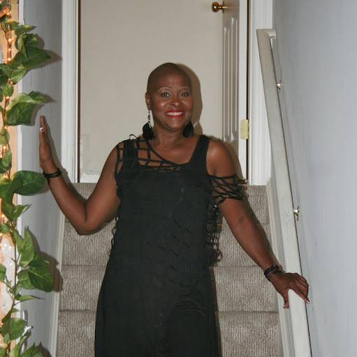 Cynthia Neal Photo 7