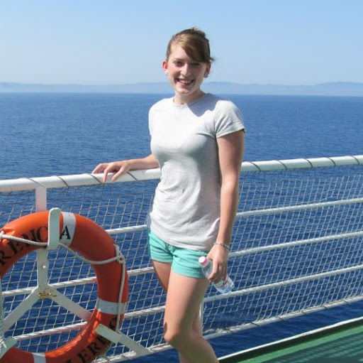 Sarah Beauchamp Photo 11