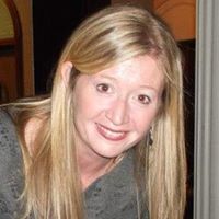 Erin Doherty Photo 13