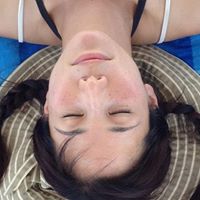 Elizabeth Nicholson Photo 35