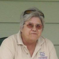 Linda Looney Photo 27