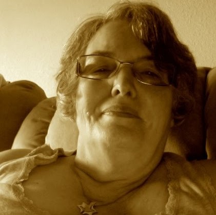 Martha Richards Photo 15