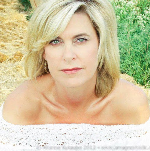 Lorie Harrell Photo 6
