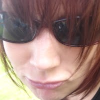 Laura Wall Photo 34