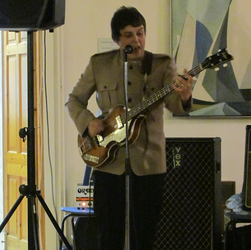 Mike Neil Photo 12