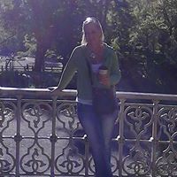 Shelley Schneider Photo 37