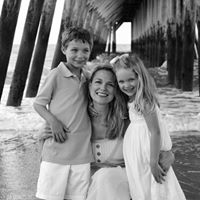 Stephanie Sisson Photo 7