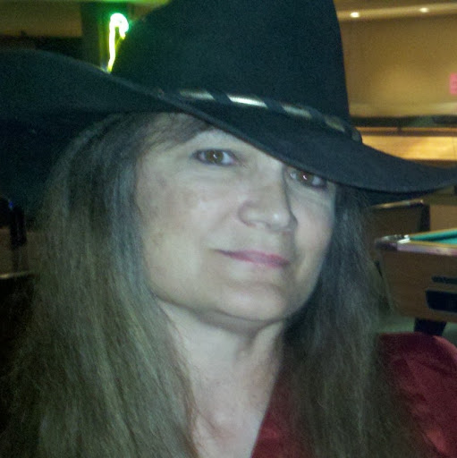 Ellen Hughes Photo 28