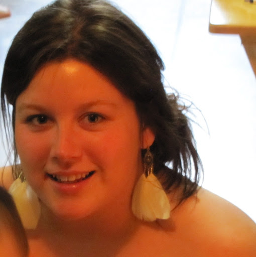 Rebecca Leonard Photo 12