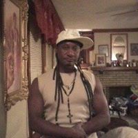 Lloyd Thomas Photo 38