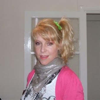 Lynda Berry Photo 4