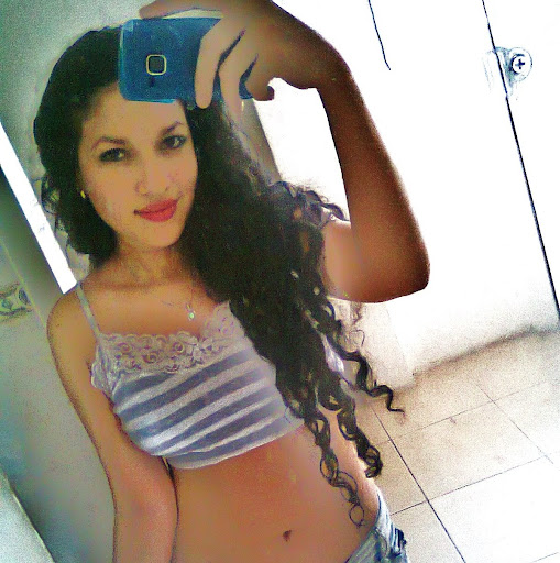 Jenny Vasquez Photo 10