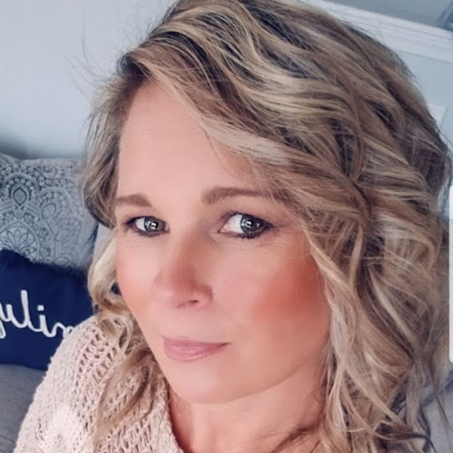 April Davis Photo 21