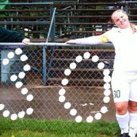 Beth Faulkner Photo 17