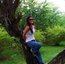 Angela Riddle Photo 17