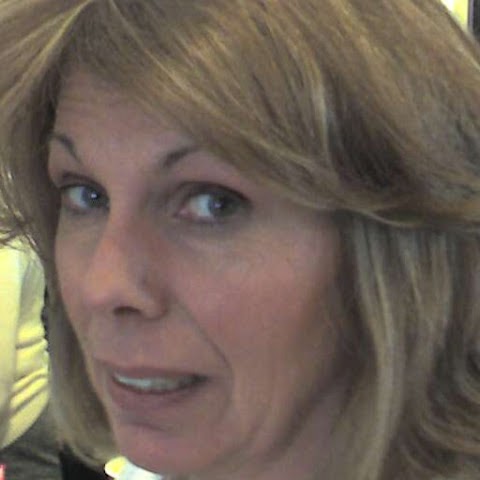 Marianne Montgomery Photo 12