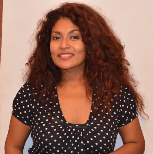 Maria Samaniego Photo 18