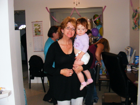 Brenda Yates Photo 28