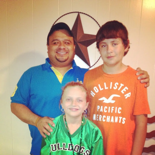 Ronald Ramirez Photo 47