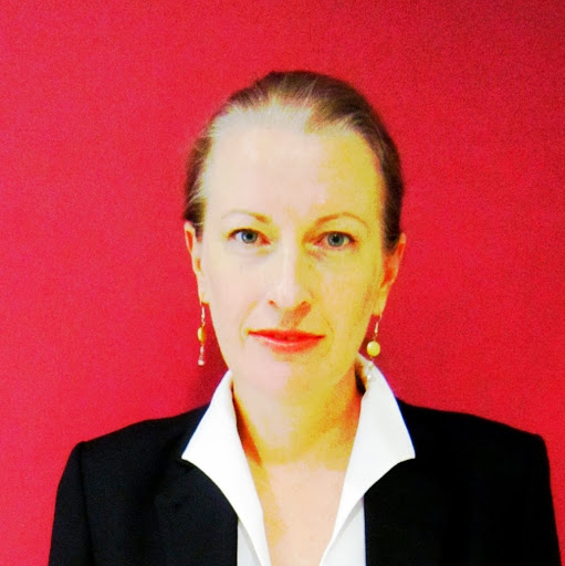 Annie Mccall Photo 6