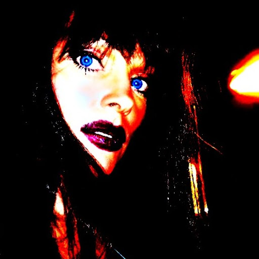 Kate Simonson Photo 13