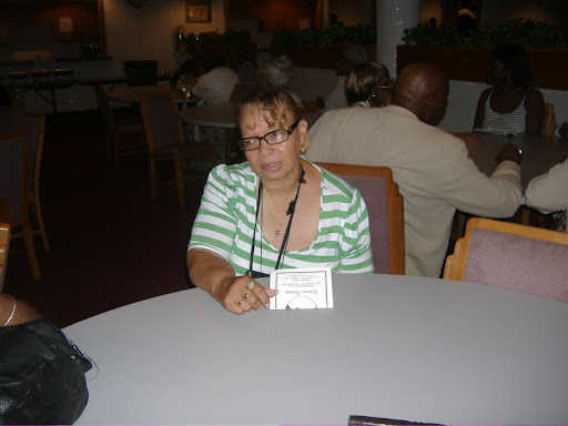 Eunice Short Photo 1