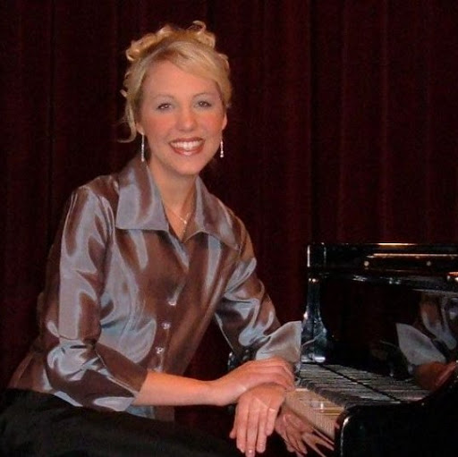 Allison Clough Photo 5