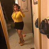 Elizabeth Quintero Photo 20