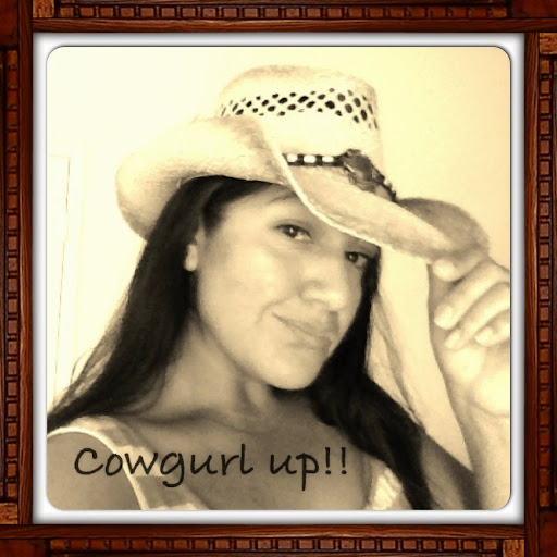 Lisa Monreal Photo 5