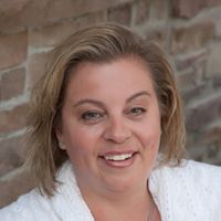 Beth Mcdevitt Photo 20